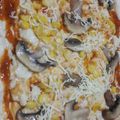 Cooksnap dari ditaakaray untuk resep Best Simple Pizza Ever 👌 (No Egg, No Ulen, No Mixer, No Oven)