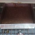 Cooksnap Mohd Amri semasa beliau membuat Brownie Kedut Anti gagal.