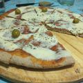 El cooksnap de May Drughi cuando hizo Pizza de harina integral.
