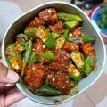 รูป Cooksnap ของ Rujee Nuchsa เมื่อเขาทำ เทมเป้ผัดพริกแกงใส่กระเจี๊ยบกับข้าวโพด