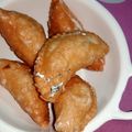 Shalu gupta का कुकस्नैप जब उन्होंने सूजी नारियल मावा गुजिया(suji nariyal mawa gujiya recipe in hindi) बनाया था।
