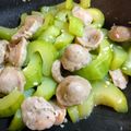 彤彤媽 的 大黃炒貢丸 cooksnap