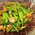 Cooksnap dari grace untuk resep Asparagus jamur saus tiram