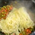 Vivank tyagi का कुकस्नैप जब उन्होंने हरी मिर्च और नींबू के रस वाली मैगी (hari mirch aur nimbu ke ras wali maggi recipe in Hindi) बनाया था।