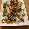 El cooksnap de Victoria cuando hizo Ensalada thai con tofu caramelizado.