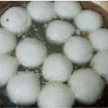 Shrabani Chatterjee's cooksnap of when they made রসগোল্লা (rasogolla recipe in bengali).