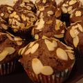 Andi Cooksnap-ja, amikor elkészítette a(z) Csokis banános muffin receptet.