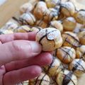 El cooksnap de Toni Martín cuando hizo Miniprofiteroles rellenos de crema de limón con cobertura de toffee y crocanti.