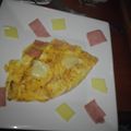 El cooksnap de mot 20 cuando hizo Omelet de jamón y queso.