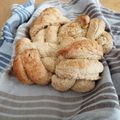 il MammaVanna quando ha preparato Corona di pane all'arancia e cannella 🌷