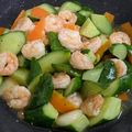 彤彤媽 的 小黃瓜炒蝦仁 cooksnap