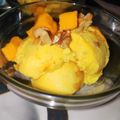 Neha Prajapati का कुकस्नैप जब उन्होंने मैंगो आइसक्रीम (Mango ice cream recipe in Hindi) बनाया था।