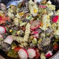 Cooksnap από the proud vegan στη συνταγή Πολύχρωμη σαλάτα ζυμαρικών με σως αβοκάντο