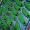 Cooksnap dari Dewi dewi untuk resep Caterpillar Cookies (Kue Kering Ulat Hijau)