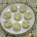 Cooksnap από minioula στη συνταγή Λευκά σοκολατάκια με γιαούρτι και λεμόνι
