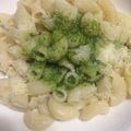 El cooksnap de JuniorCook cuando hizo Salsa pesto para unos ricos tallarines...