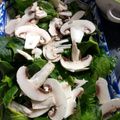El cooksnap de Monica Riffo cuando hizo Ensalada de espinacas con champiñones.