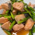 珊珊 的 鮭魚燴蘆筍 cooksnap