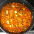 El cooksnap de Lys73 cuando hizo Garbanzos con verduras y pollo.