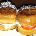Apeksha sam का कुकस्नैप जब उन्होंने आलू टिक्की बर्गर (Aloo tikki burger recipe in hindi) बनाया था।