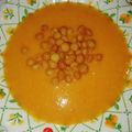Ancsi Cooksnap-ja, amikor elkészítette a(z) Vegyes zöldség krémleves fokhagymás kenyér kockával receptet.