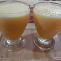 Saira Abdullah's cooksnap of when they made Fresh Peach juice.