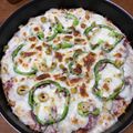 صورة من Mirna Khoury، شاركها بعد تجربة وصفة بيتزا الزهره 🍕 كيتو 💛