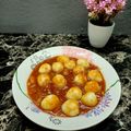 Cooksnap RH Kitchens semasa beliau membuat Sambal telur puyuh.