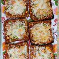 pinky makhija का कुकस्नैप जब उन्होंने हेल्दी एंड क्रिस्पी ब्राउन ब्रेड पिज़्ज़ा (Healthy and crispy bread Pizza recipe in hindi) बनाया था।