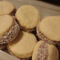 El cooksnap de Marcela Riveròn cuando hizo Alfajores de maicena.