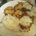 Paula Arciuolo 's cooksnap of when they made Pesto, Tomato, & Mozzarella Baked Chicken.
