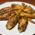 El cooksnap de @tesa.cuina cuando hizo Alitas de pollo en airfryer, maceradas para paladares infantiles.