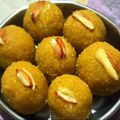 Neeta kamble का कुकस्नैप जब उन्होंने बेसन के लड्डू (Besan ke ladoo recipe in hindi) बनाया था।