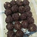 Cooksnap dari Marita Ferdianto untuk resep Bola-bola biskuit