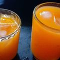 Neeta kamble का कुकस्नैप जब उन्होंने मैंगो फ्रूटी (Mango Frooti recipe in Hindi) बनाया था।