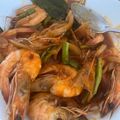 Cooksnap Armiza Yasmin semasa beliau membuat Udang masak paprik.