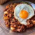 Cooksnap MinSha semasa beliau membuat Penang Char Kuew Teow.