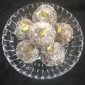 Sapana Kanani's cooksnap of when they made ખૂજર બોલ (Khajur balls Recipe in Gujarati).