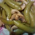 趙蓓蒂 的 甜豆炒菇 cooksnap