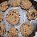 El cooksnap de moni cuando hizo Galletas de avena con pasas de uva y nueces.