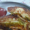Shivani 's cooksnap of when they made Aloo toast.