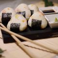 El cooksnap de Zaida TC @alquimiasfood cuando hizo Bola de arroz con salmón (Onigiri de salmón).