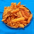 Jayshree Doshi's cooksnap of when they made ખસ્તા નમકીન ખુરમી (છત્તીસગઢ ફેમસ).