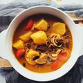 Cooksnap Iman Hasanah Musa semasa beliau membuat Kari Daging.