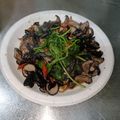 潘俊霖的(簡單料理) 的 海香菇炒芹菜 cooksnap