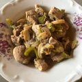 Cooksnap από Georgia στη συνταγή Χοιρινό λεμονάτο στην #κατσαρόλα με μανιτάρια και πιπεριές