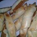 صورة من •°•°•°▪صعبة😏 المناااال ~▪•°•، شاركها بعد تجربة وصفة معجنات بالجبن على طريقة مشاعل🍞