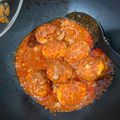 Cooksnap Alya Amalina semasa beliau membuat Sambal Tumis Telur Rebus Goreng.