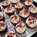 El cooksnap de Carla Zivillica Molina cuando hizo Cupcakes red velvet con crema de queso.