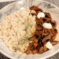 Ferencné Becsei Irénke Cooksnap-ja, amikor elkészítette a(z) Gombapörkölt fusilivel - tejföllel gluténmentesen receptet.